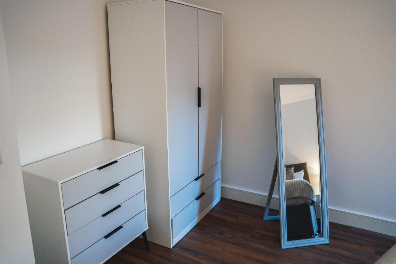 Modern 1-Bed Apartments - New - City Centre - Free Wi-Fi - Шефилд Екстериор снимка